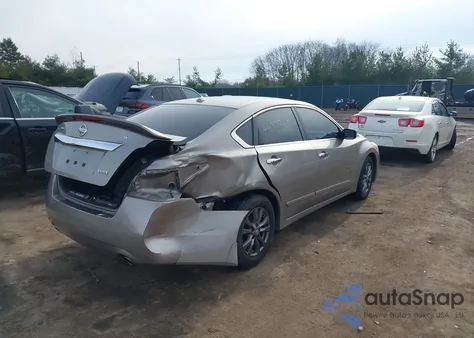 2015 Nissan Altima 2.5 S из США, поврежденный, VIN 1N4AL3AP2FC590417